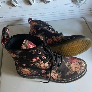Dr Martens 1460 8 eye Victorian flowers florak roses pascal cancas boots